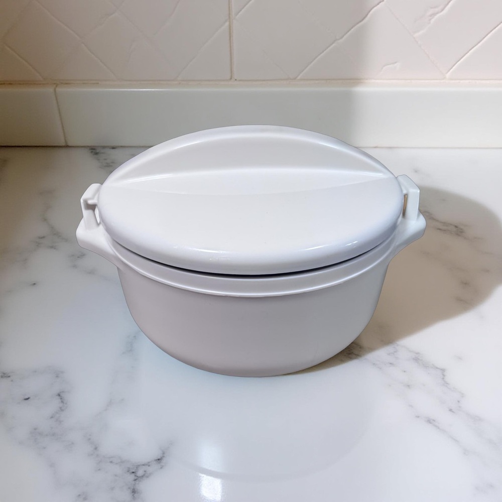 Thermal Stainless Steel 9” Travel Bowl w/ Twist-On Sealing Lid -